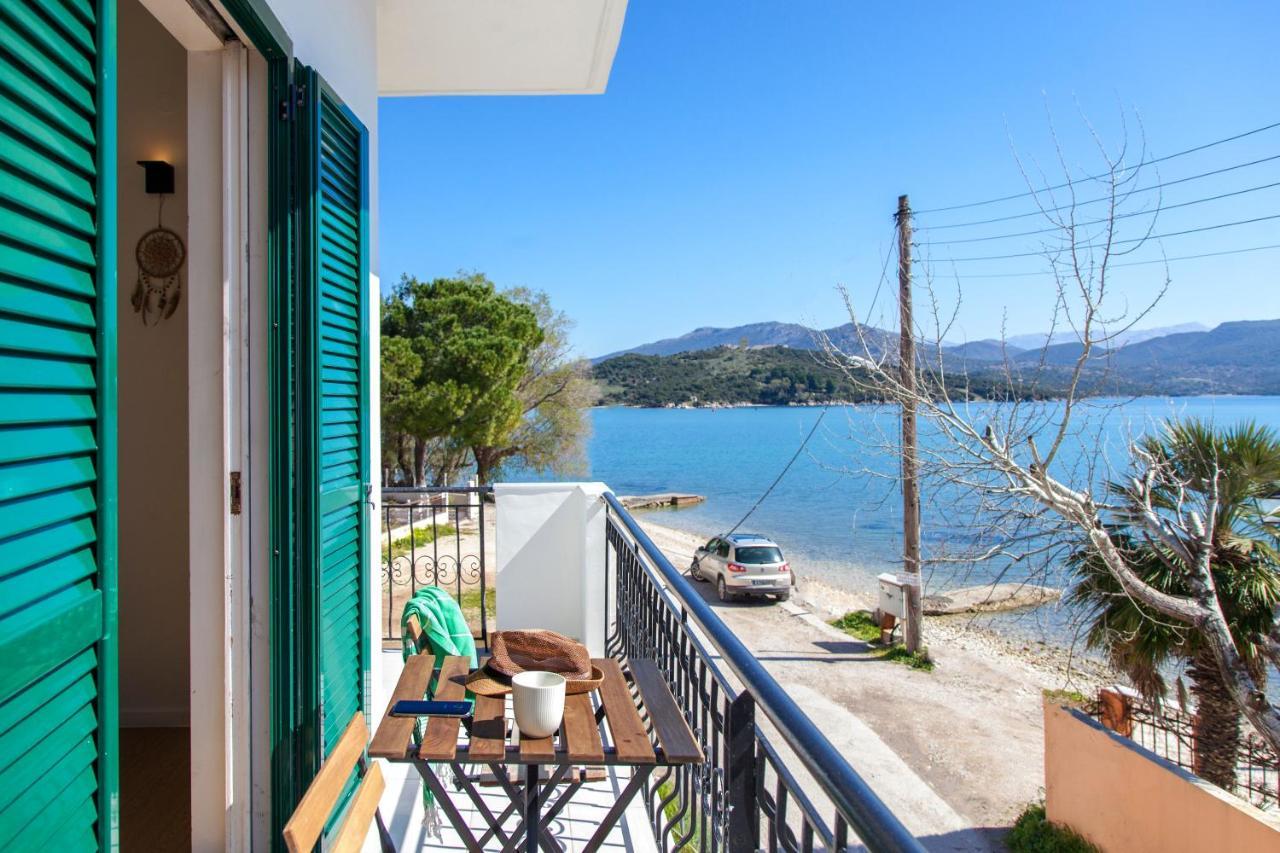 Waterfront Apartment *